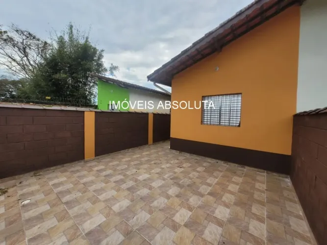 OPORTUNIDADE: CASA COM DOIS DORMITÓRIOS À VENDA EM ITANHAÉM