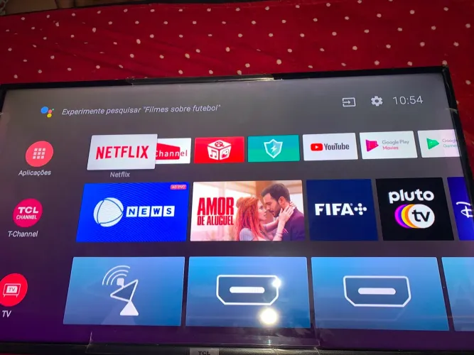 Vende-se smart tv de 40 polegadas 15 dias de uso no plástico ainda