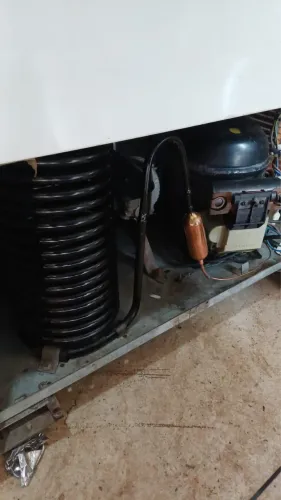 Frezzer metal frio 560L