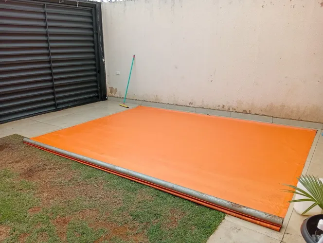 Vendo este toldo retrátil