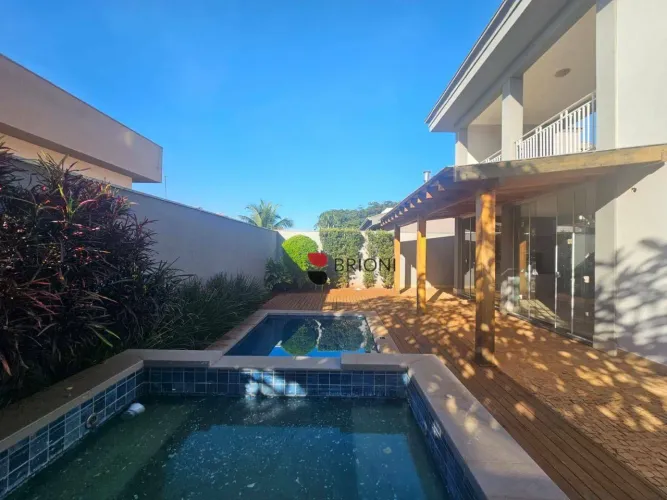 Casa sobrado alto padrão com 320m², 5 quartos à venda no Jardim Saint Gerard, Ilha La Prov