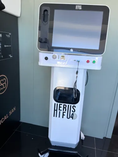 O Herus HIFU de ultrassom focado.
