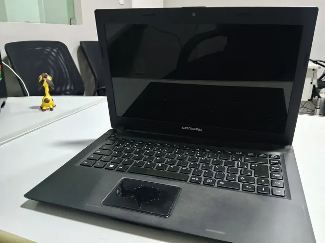 NOTEBOOK COMPAQ (vender rápido)
