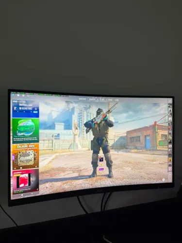 Monitor AOC 27" Curvo 240hz Full HD