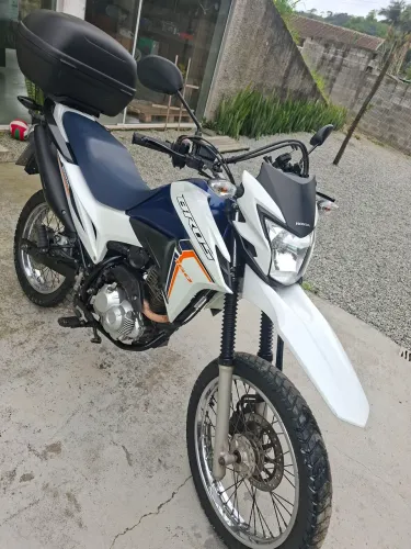 Honda Bros 160 ESDD 2024 Único Dono