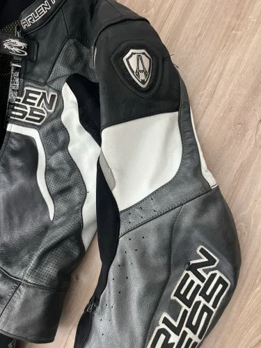 Vende macacão Arlen Nees