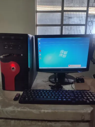 CPU DUAL CORE COMPLETO PARA USO.