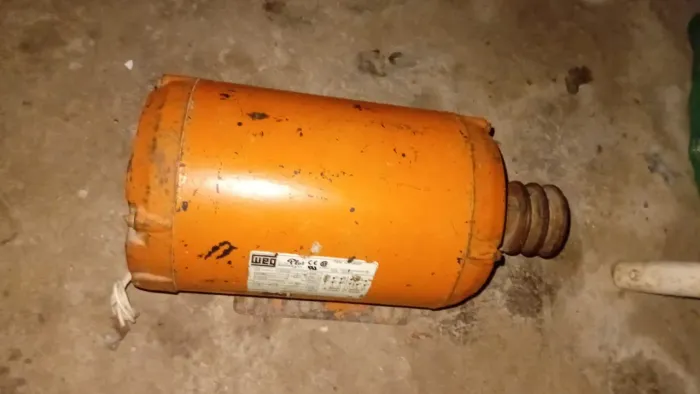 Motor de 2cv baixa rotacao 850,00