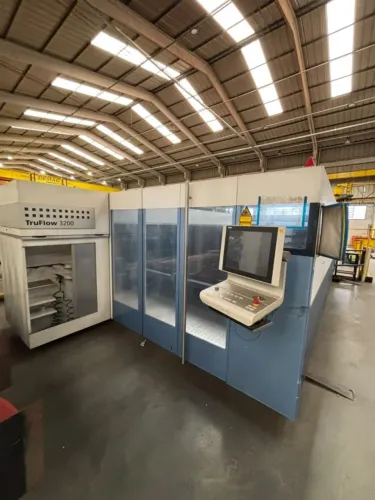 Maquina Corte Laser CO2 3.200 W Trumpf