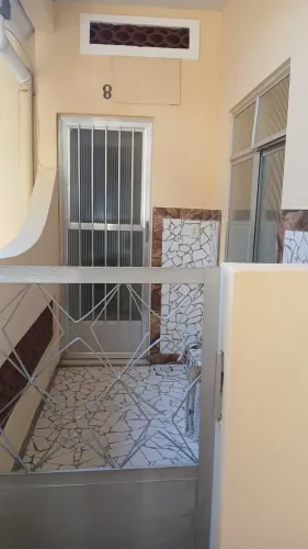 Casa de 01 e uma quitinete