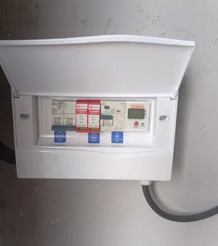 Serviços elétricos 