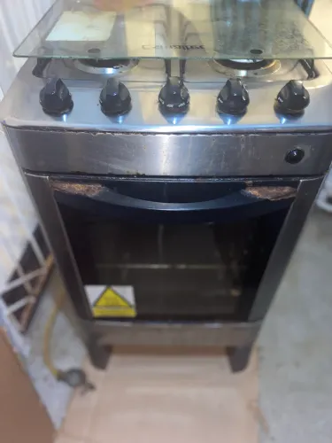 Fogão pegando duas bocas as outras duas tem q desentupir 