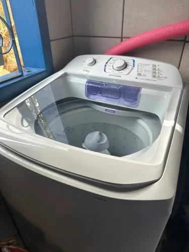 Máquina de lavar Electrolux 13kg 