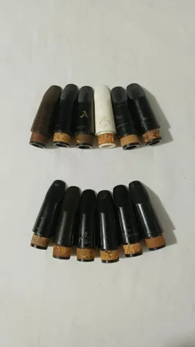 Boquilhas de clarinete, lote com 12 unidades.
