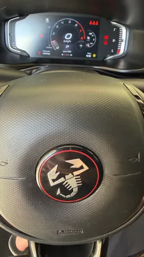 Fiat Fastback Abarth Turbo Flex 1.3 Aut. 2025