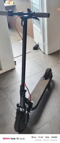 Vendo Patinete da  Marca Foston.Funcionando perfeitamente apenas precisa de uma bateria  