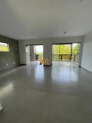 CASA DUPLEX 2 SUÍTES 2 VAGAS EM ITACARÉ