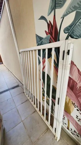 Portão de alumínio