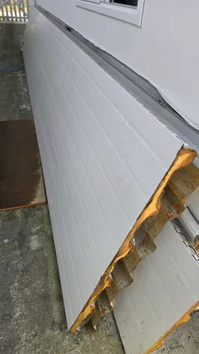 Telhas sanduíche com forro pronto