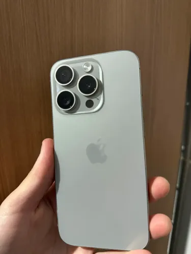 iPhone 15 Pro 256gb muito conservado