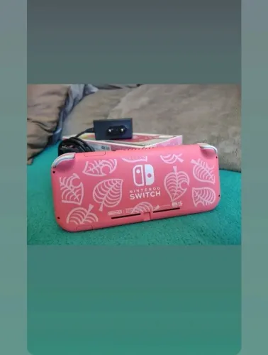Nintendo switch versão limitada animal crossing, semi novo em ótimo estado,