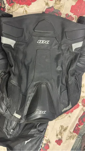 Macacão x11 3g + Luva longa G
