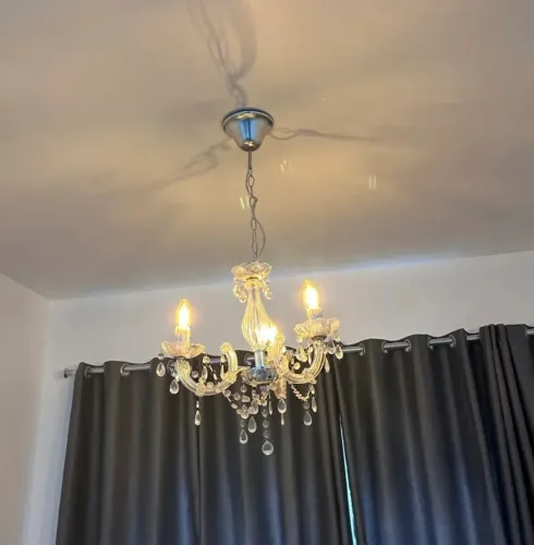 Lustre seminovo com 03 lâmpadas 190,00 à vista