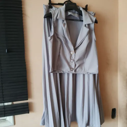 Conjunto saia e colete 