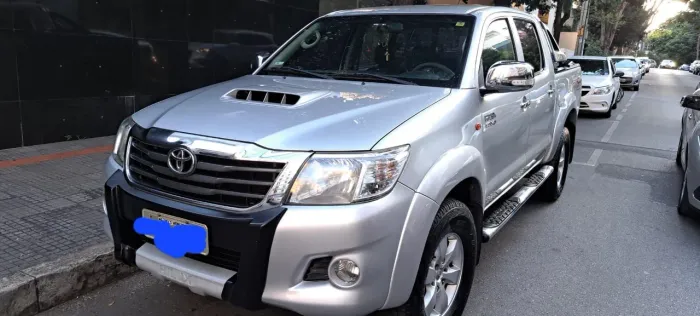 Toyota Hilux CD SR D4-d 4X4 3.0 TDI Dies Aut. 2012