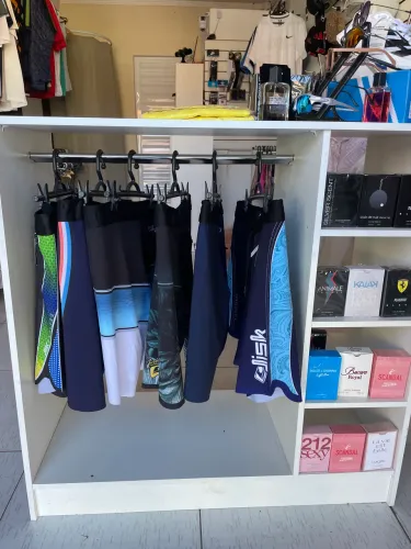 Bancada para loja de roupa 