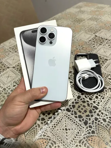 iPhone 15 Pro Max 256 - White Titanium