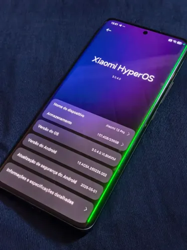 Xiaomi 12 Pro 256GB / 12GB RAM (Linha Verde na Tela) - Aceito Troca / Negociável