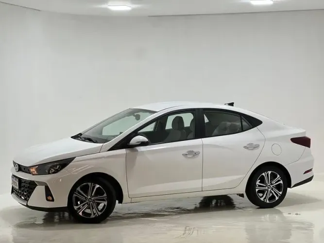 Hyundai HB20S Platinum Plus 1.0 TB Flex 12V AUT 2024
