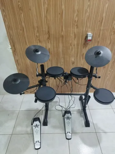 Bateria eletrônica 