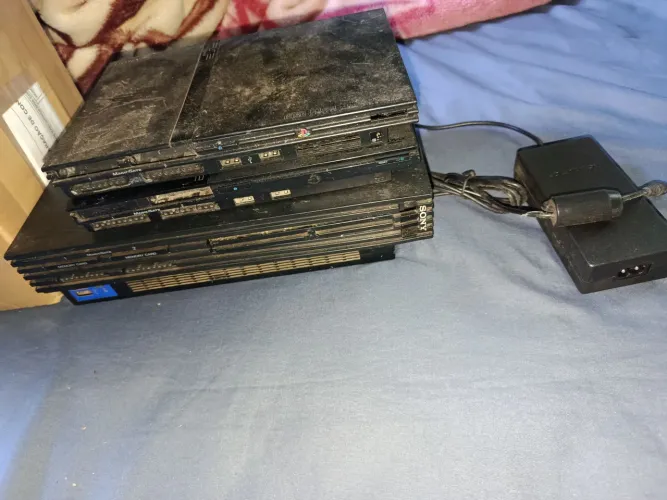 Lote Playstation 2 com defeito e peças 