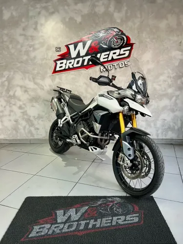 TRIUMPH TIGER 900 RALLY PRO 2022 (baixa km)