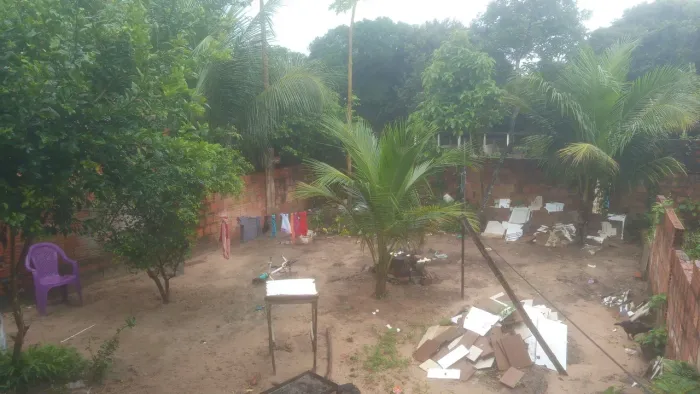 Vendo essa casa localizada nu parque Jair chama nu WhatsApp *58