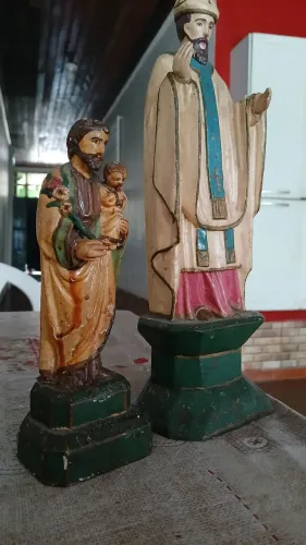 Santos de madeira, relíquia, raridade. Item de colecionador