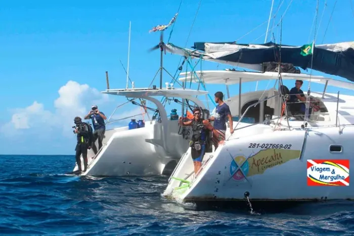 Expedição ao Arquipélago de Abrolhos