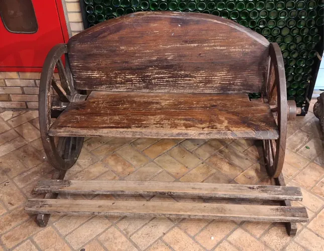 Banco de madeira rústico 