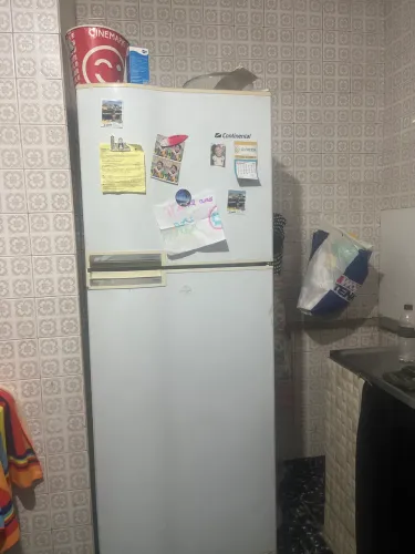 Vendo uma geladeira
