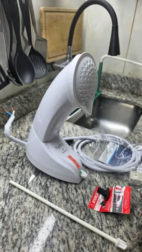 Chuveiro Hydra eletrônico branco 7.700Watts - 220V