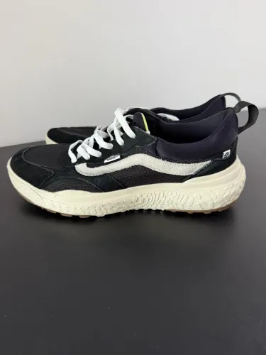 TÊNIS VANS ULTRARANGE NEO VR3