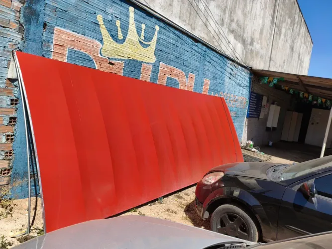 Toldo 2x6mt super novo. Sem detalhes pouco tempo de uso