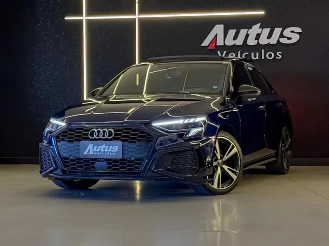 Audi A3 Sedan S-line 2.0 TFSI S-tronic 2023