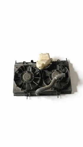 Radiador e Ventoinha Nissan Sentra Original Usado