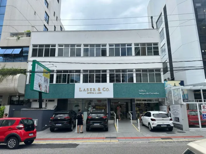 Conjunto de Salas Comerciais para Alugar no Centro de Florianópolis/SC.