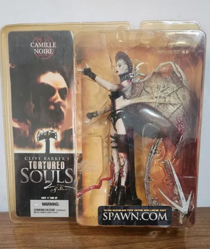 Boneco Terror Camille Noire Tortured Souls Cliver Barker McFarlane Toys