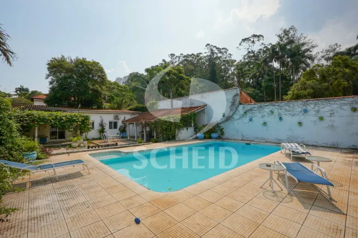 Casa para locação no Alto da Boa Vista com, 4 suítes, piscina, churrasqueira, 3 vagas de g