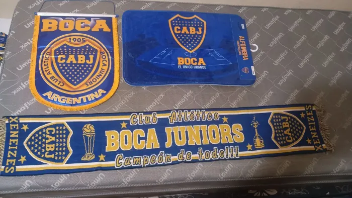 Vendo Bandeirola, Cachecol e Tapete do Boca Juniors Importados da Argentina 50 reais cada